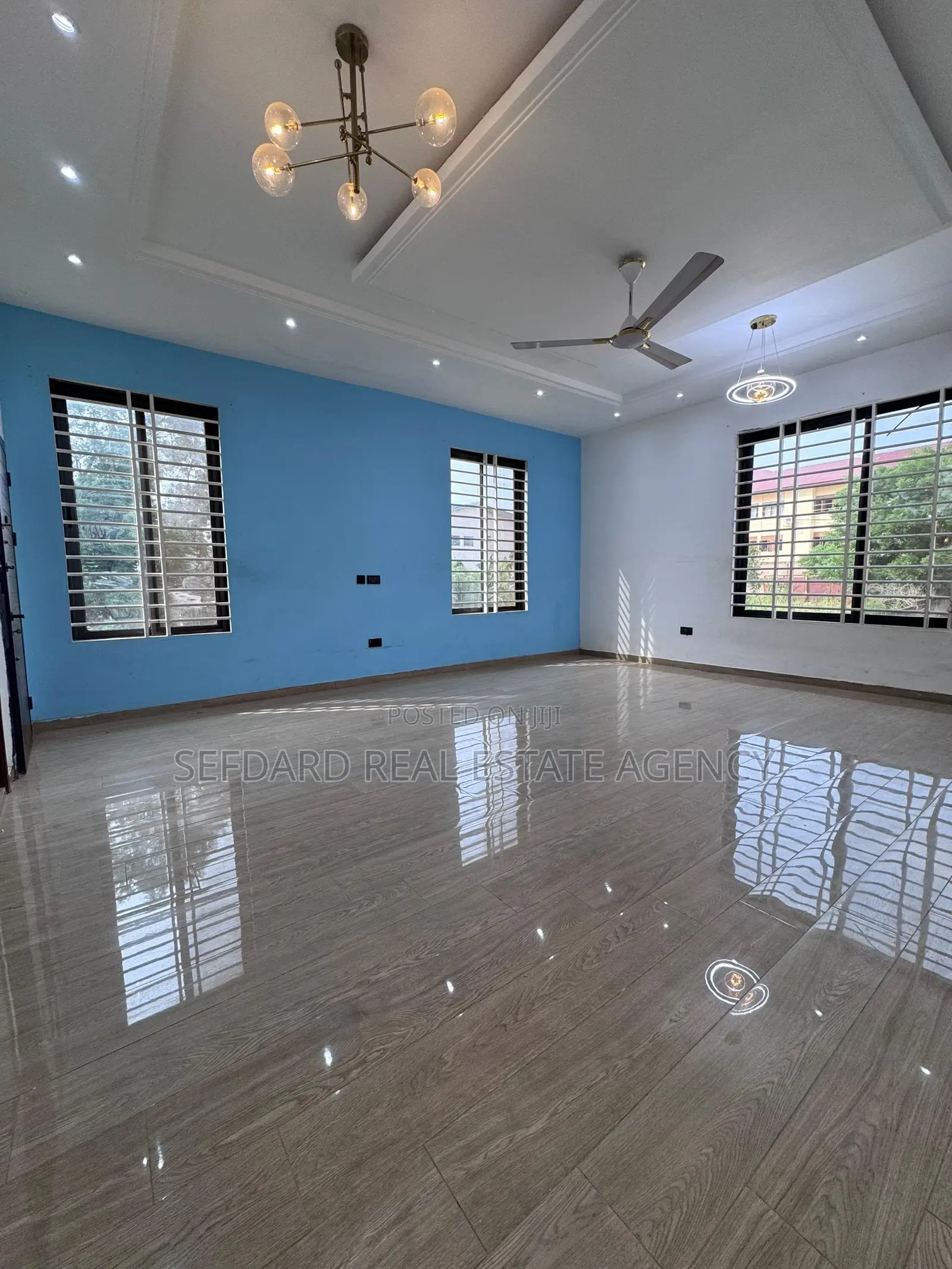 4bdrm House in Sefdard Properties, Weija for rent