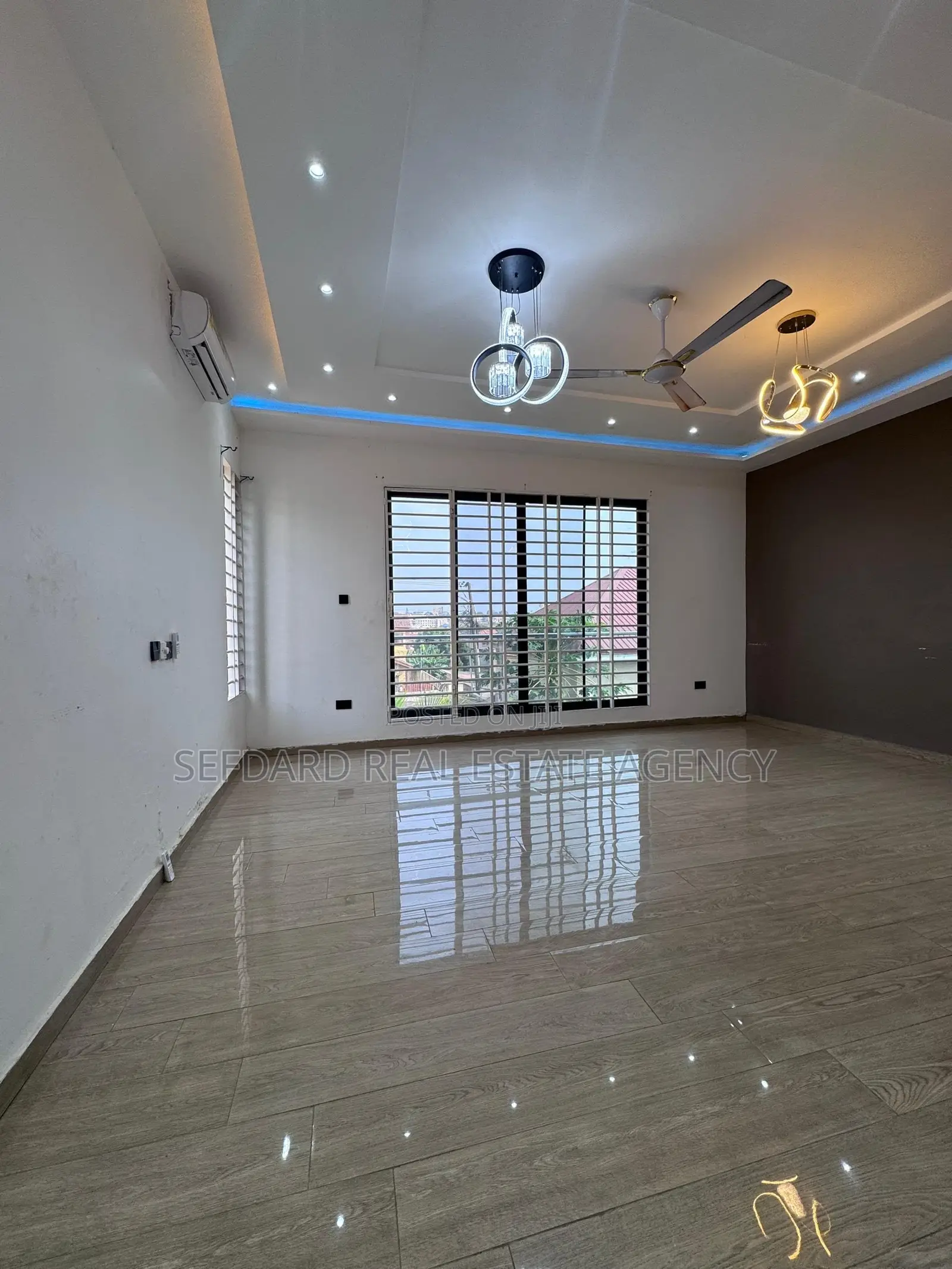4bdrm House in Sefdard Properties, Weija for rent