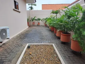 3bdrm Bungalow in Regimmanuel Gray for sale