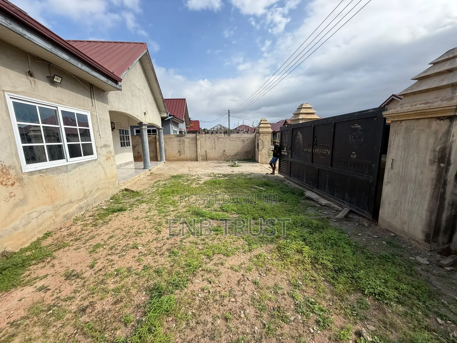 3bdrm House in Amasaman for sale