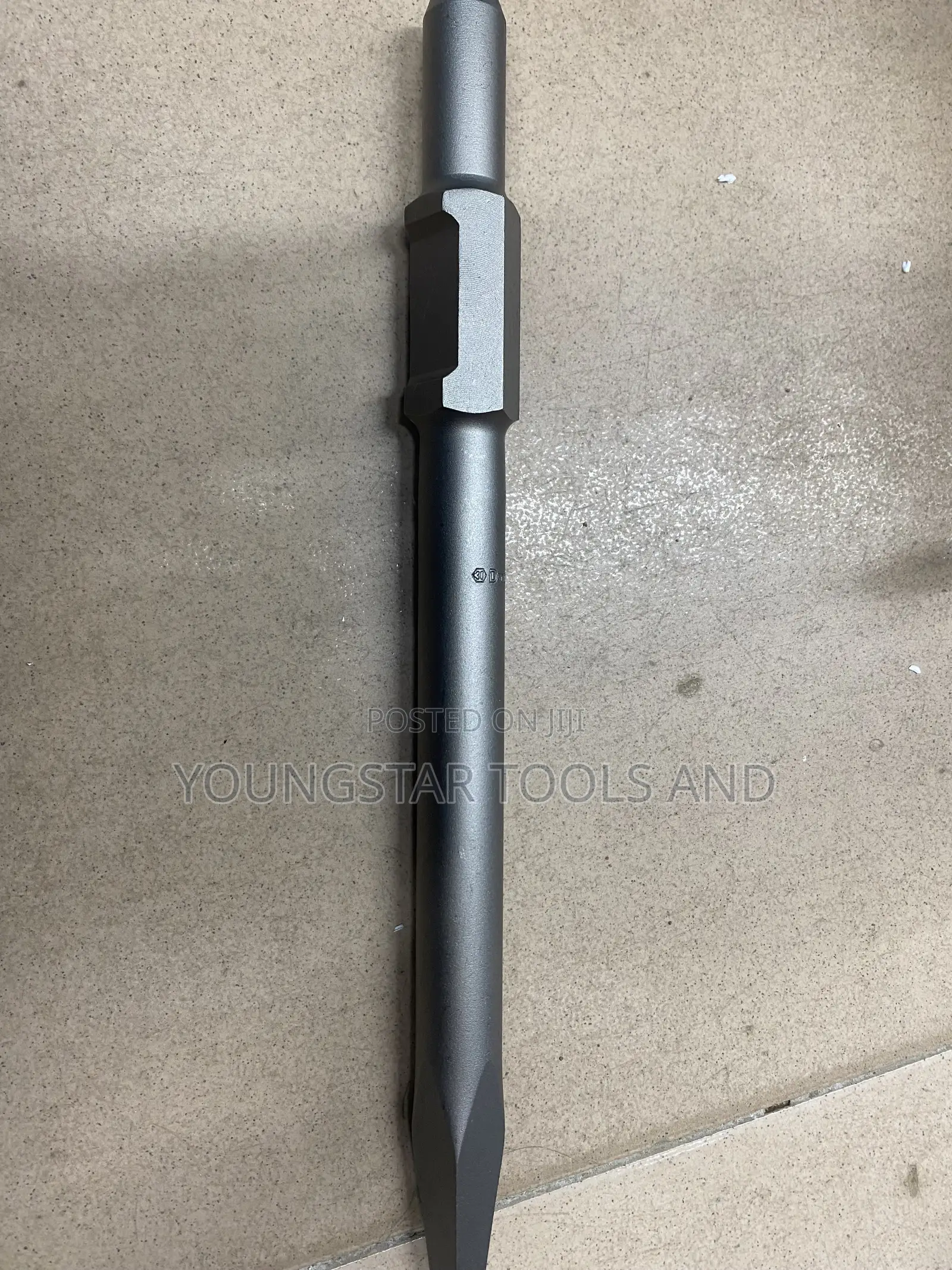 Dong Cheng 1600W 48J Heavy Duty Demolition Hammer