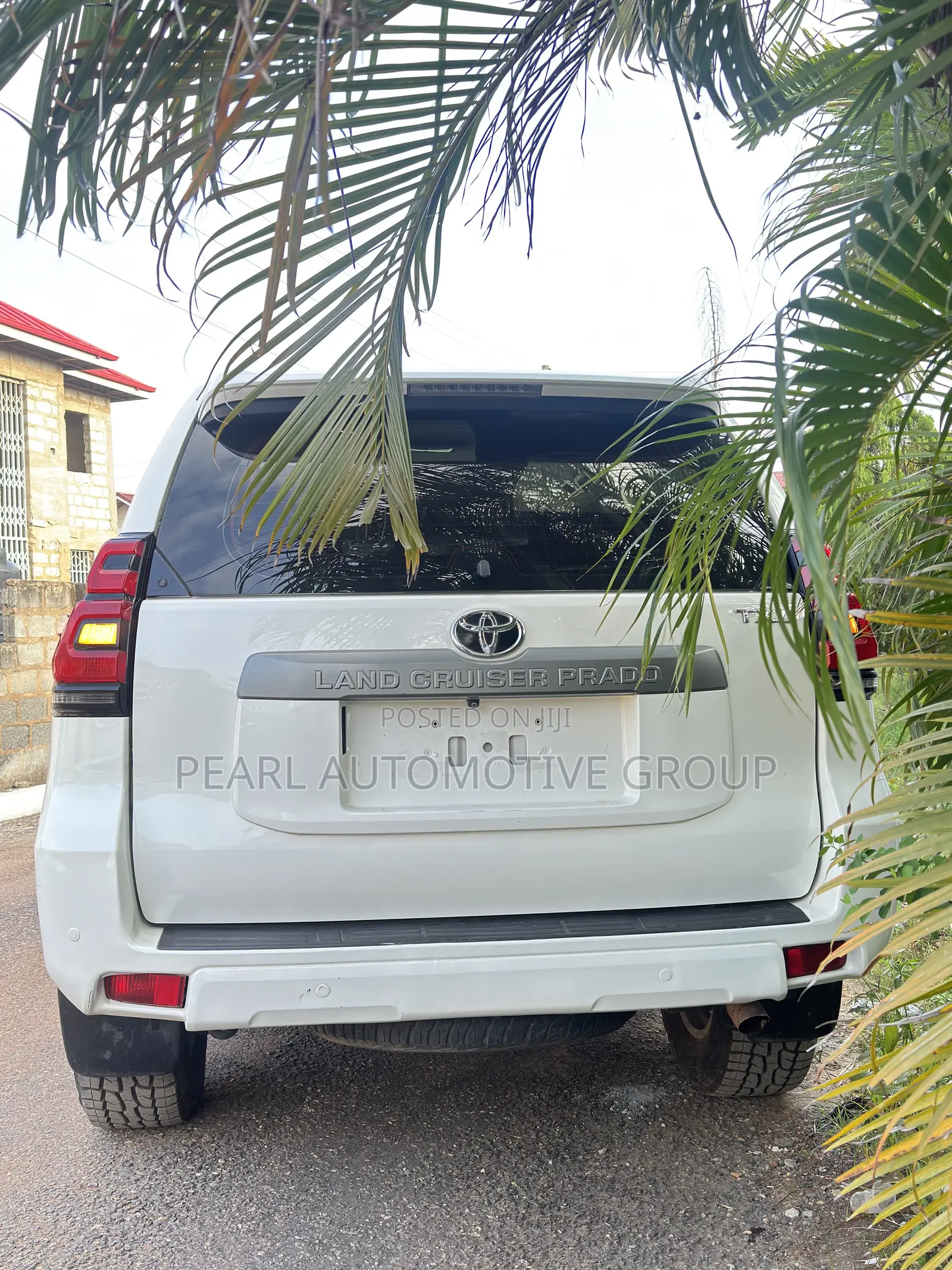 Toyota Land Cruiser Prado 2.7 2019 White