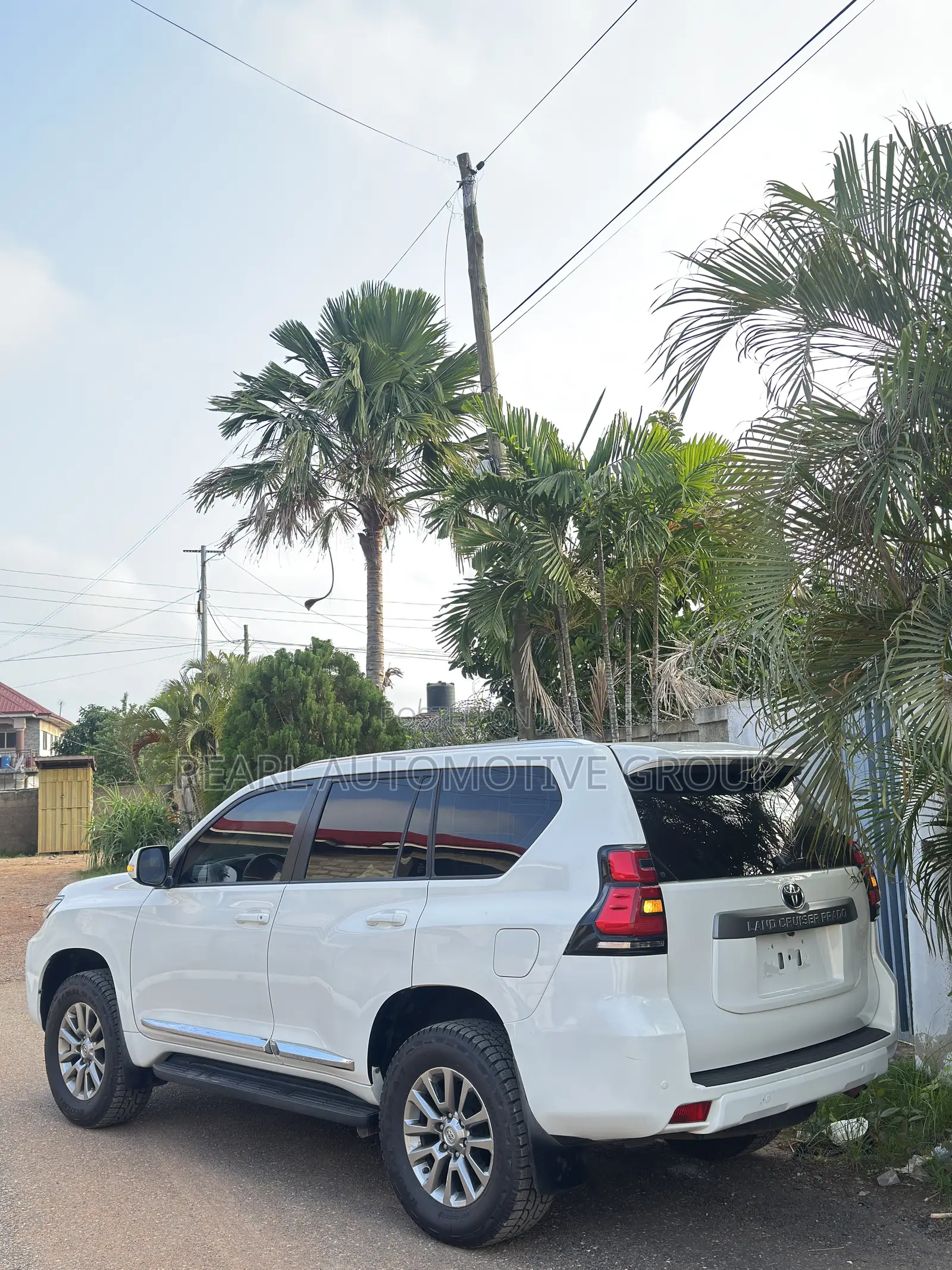Toyota Land Cruiser Prado 2.7 2019 White