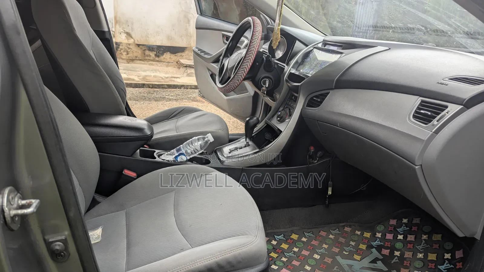Hyundai Elantra Limited 4dr Sedan (1.8L 4cyl 6A) 2014 Gray