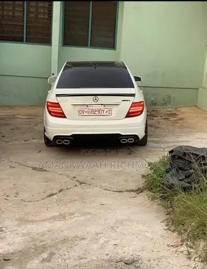 Mercedes-Benz C250 2014 White