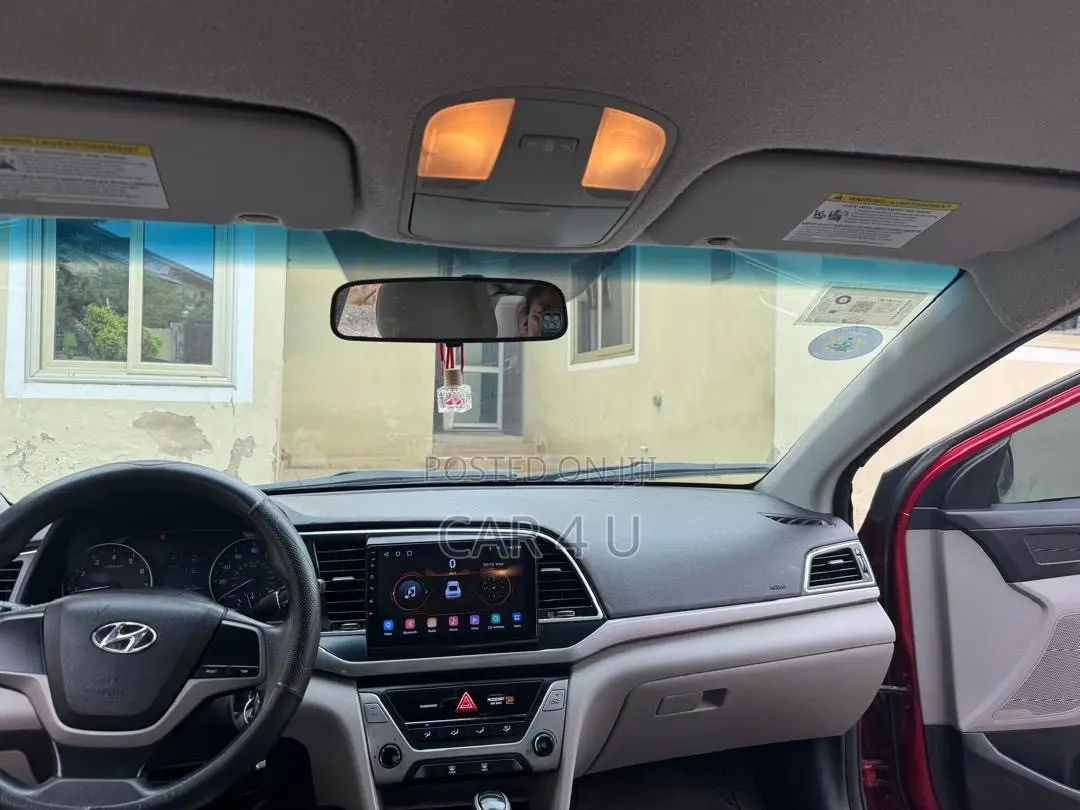 Hyundai Elantra 2017 Red