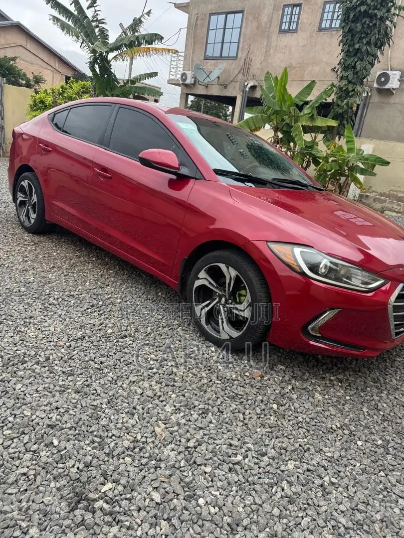 Hyundai Elantra 2017 Red