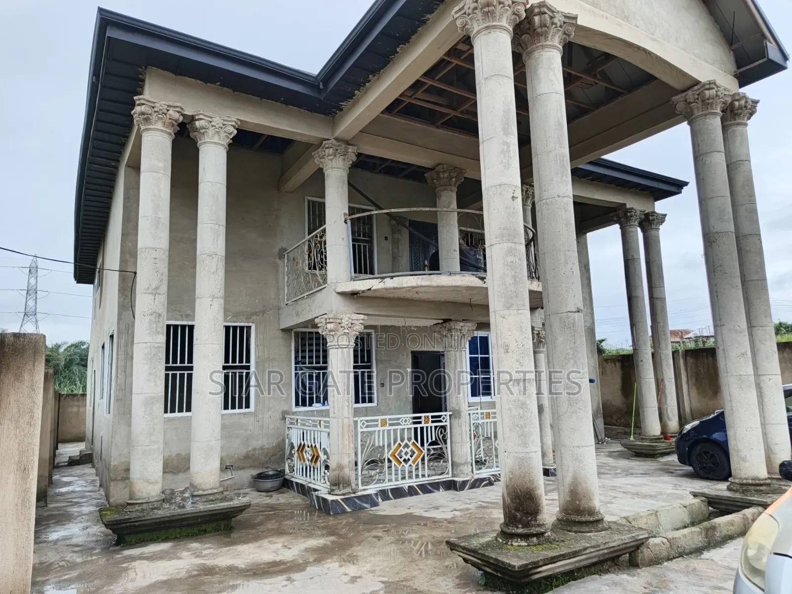 6bdrm House in Kumasi Metropolitan for sale