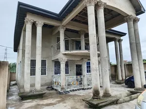 6bdrm House in Kumasi Metropolitan for sale