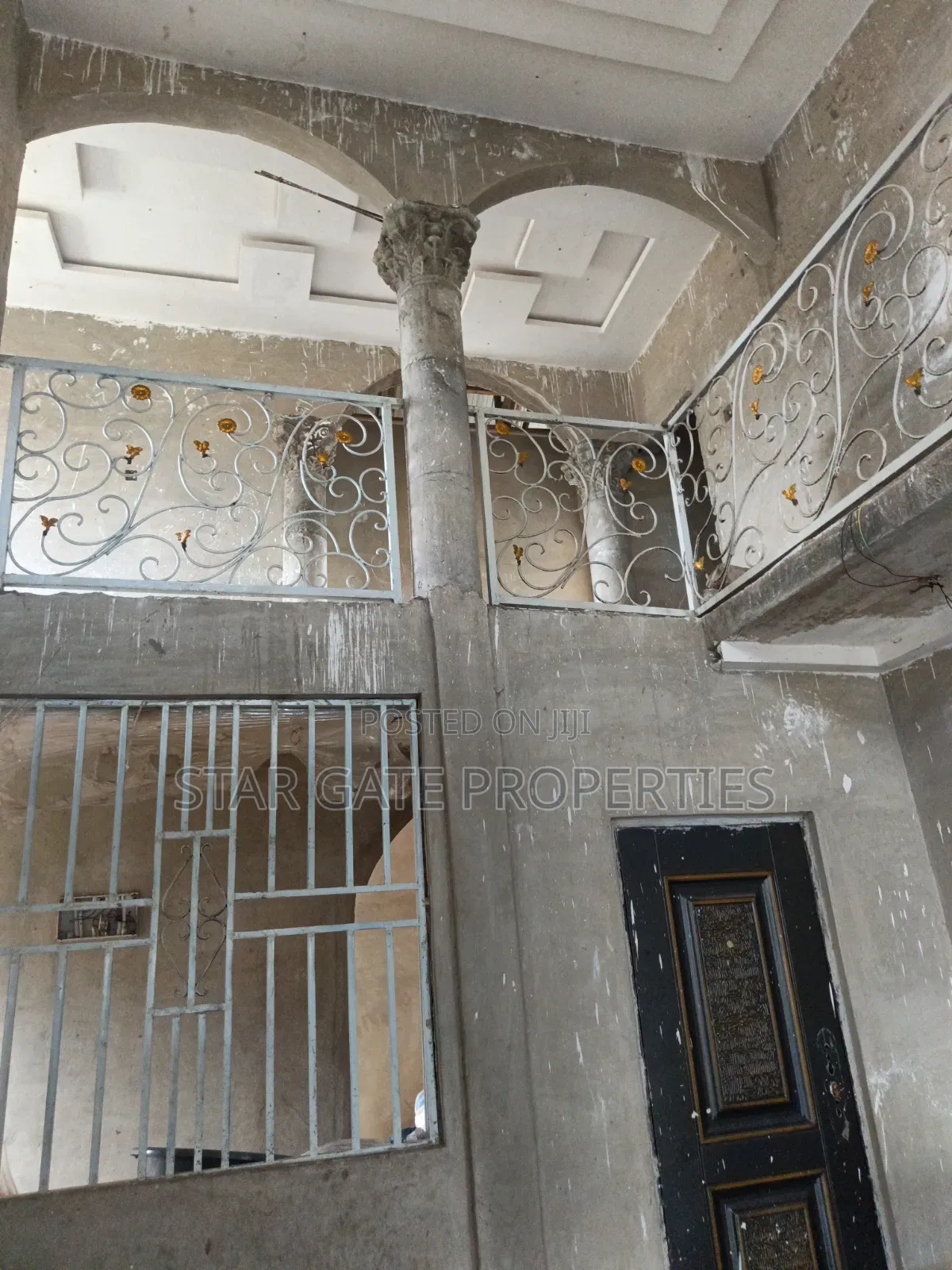 6bdrm House in Kumasi Metropolitan for sale