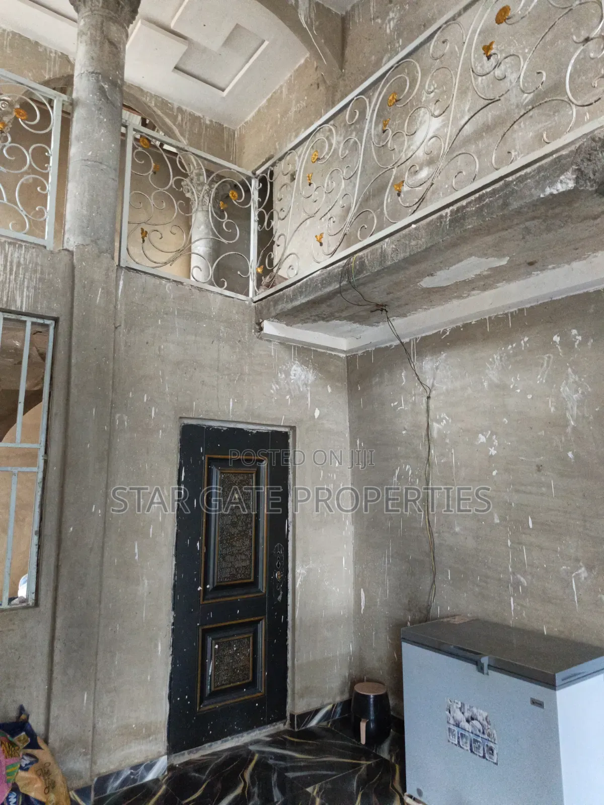 6bdrm House in Kumasi Metropolitan for sale
