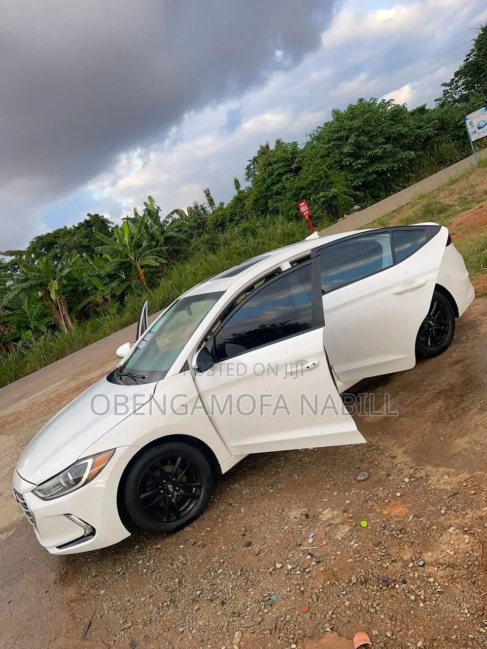 Hyundai Elantra Sport Sedan FWD (1.6L 4cyl 6M) 2017 White
