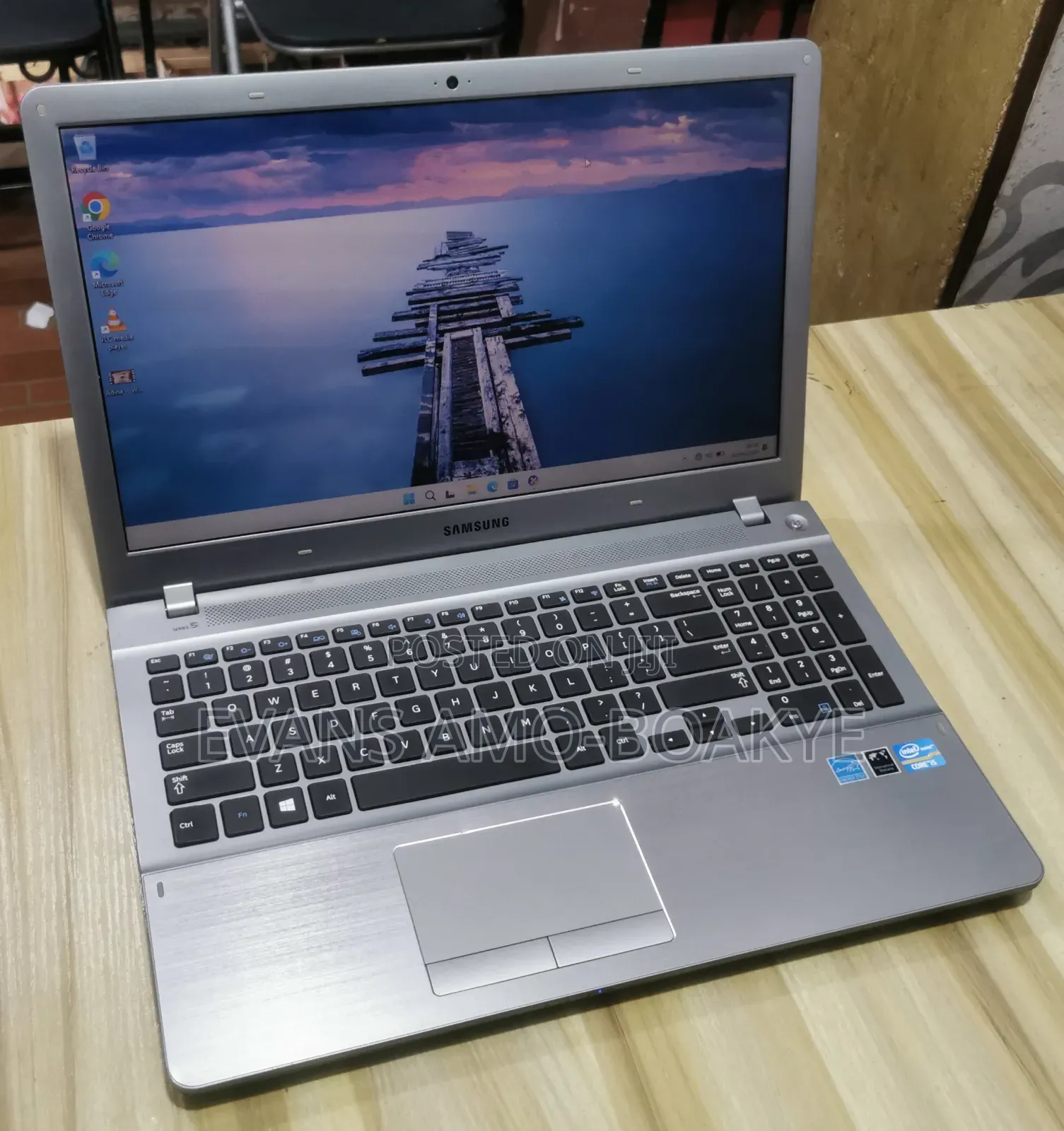 Laptop Samsung NP370R5E 8GB Intel Core i5 HDD 700GB