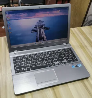 Laptop Samsung NP370R5E 8GB Intel Core i5 HDD 700GB