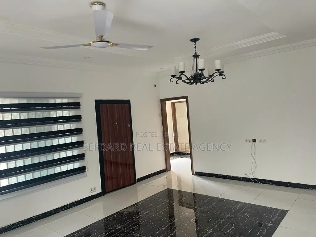 4bdrm Duplex in Sefdard Properties, Kwabenya for rent