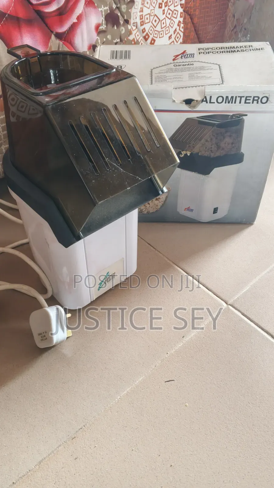 Mini Popcorn Machine
