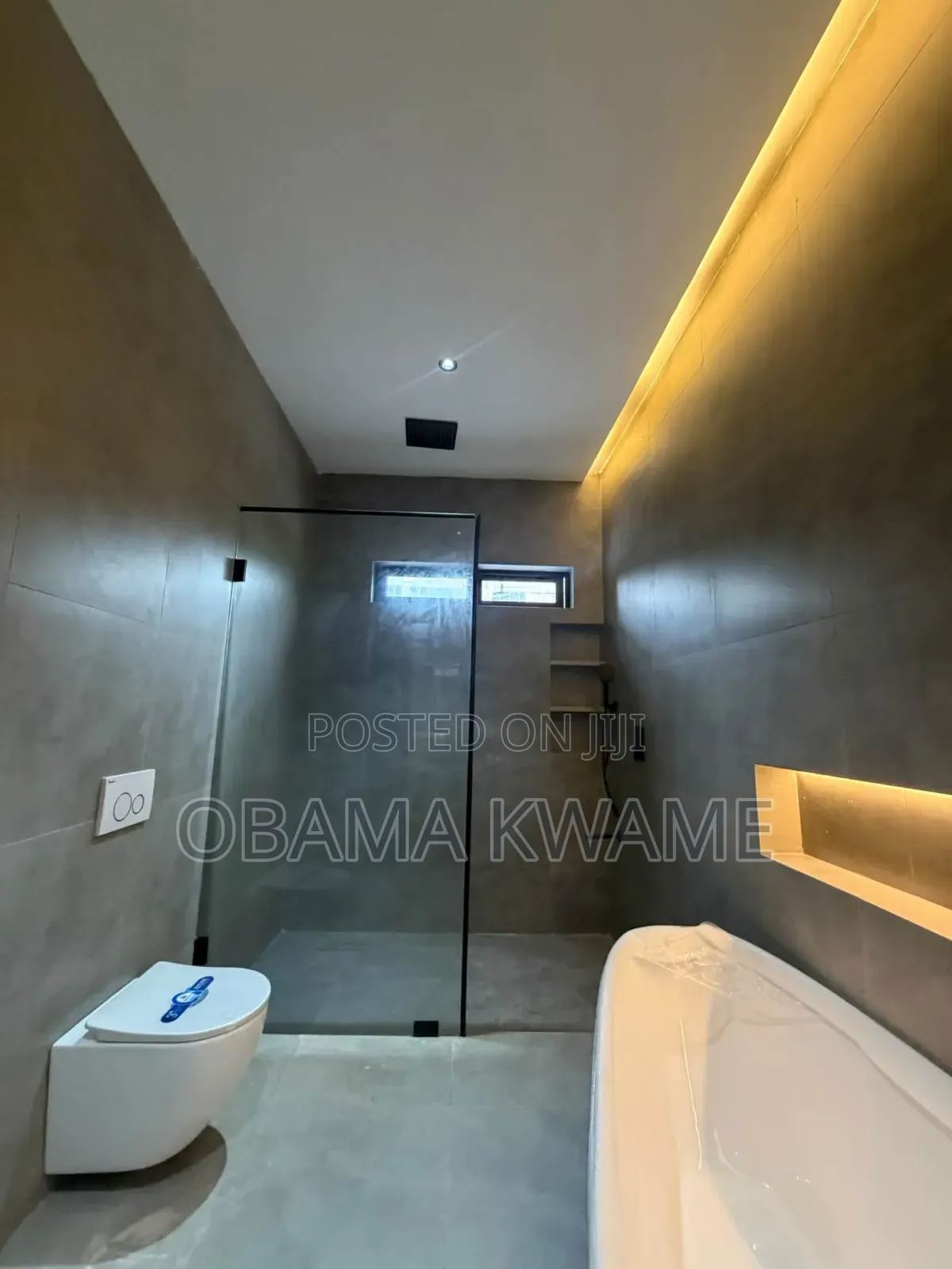 3bdrm House in Laryea Homes, Lake Side Estate for sale