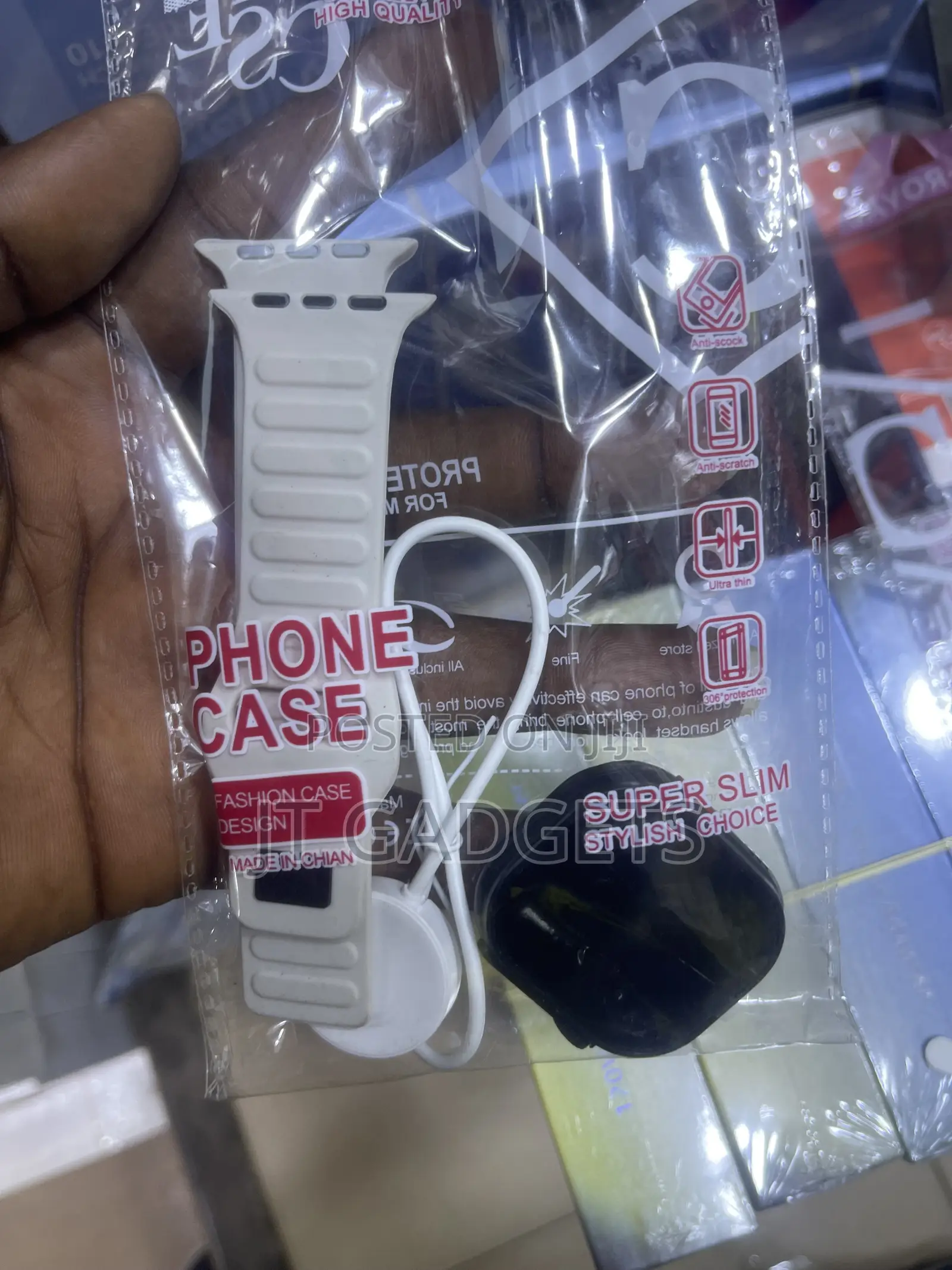 Stylish Smart Watch With Silicone Strap