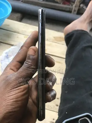 Apple iPhone 11 Pro Max 64 GB Black
