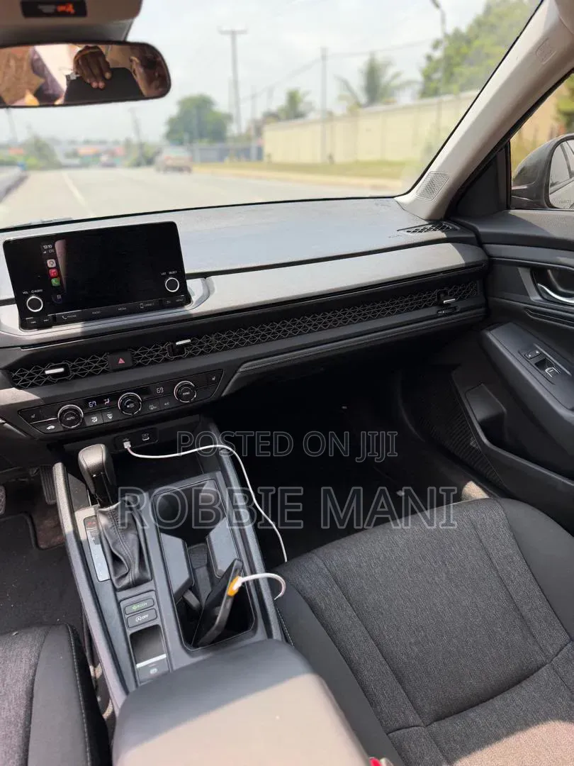 Honda Accord SE CVT 2025 Black