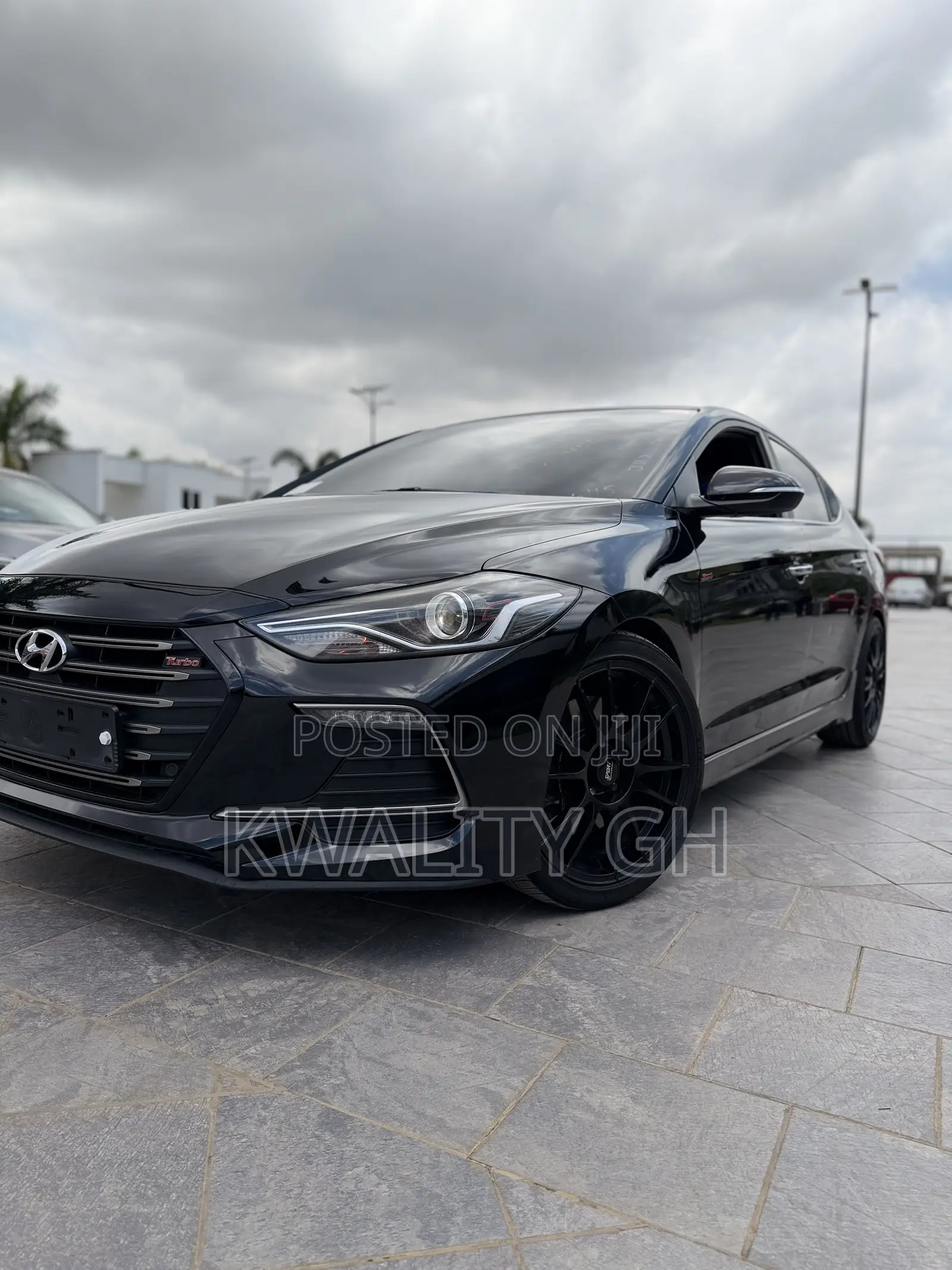 Hyundai Avante 2018 Black
