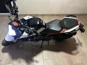 New KTM Duke 125 2020 White
