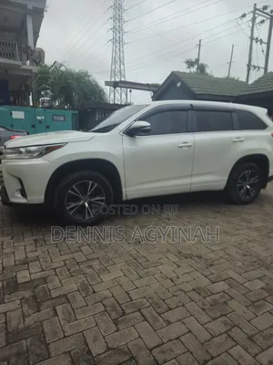 Toyota Highlander LE Plus 4x4 V6 (3.5L 6cyl 8A) 2017 White