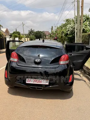 Hyundai Veloster Automatic 2012 Black