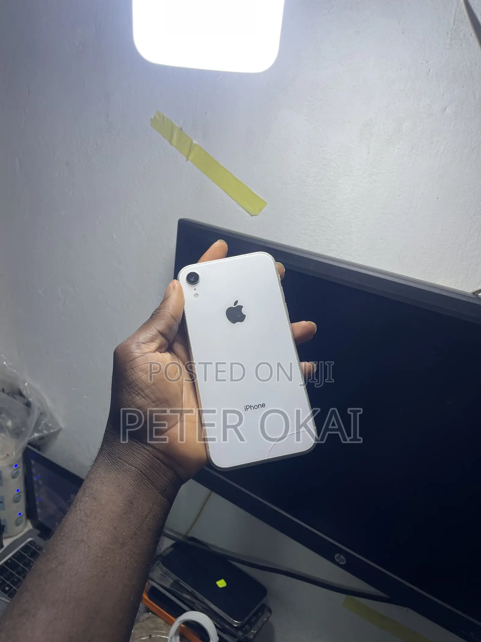 Apple iPhone XR 64 GB White