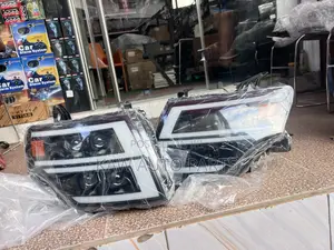 2014,2015,2016,2017,2018,2019 Headlight for Mitsubishi Pajero