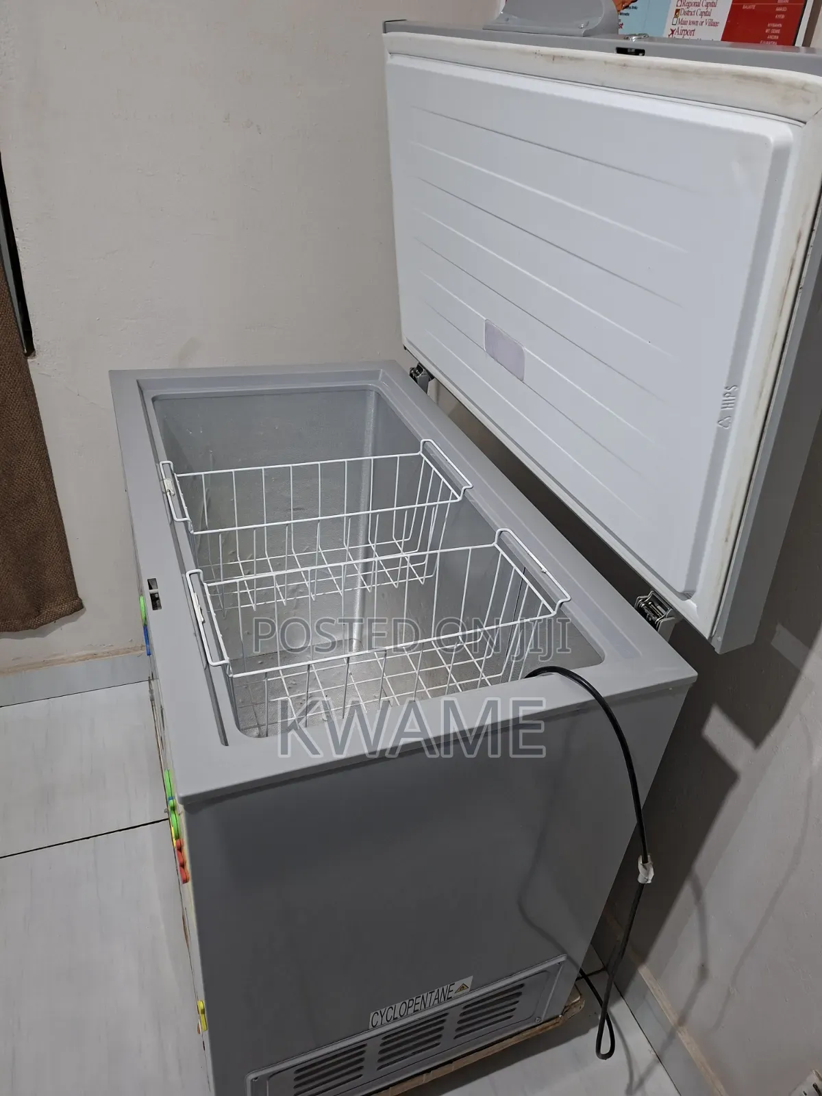 Chest Freezer (Hisense 330 LITRES)