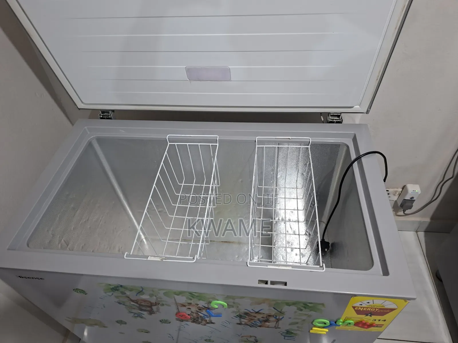 Chest Freezer (Hisense 330 LITRES)