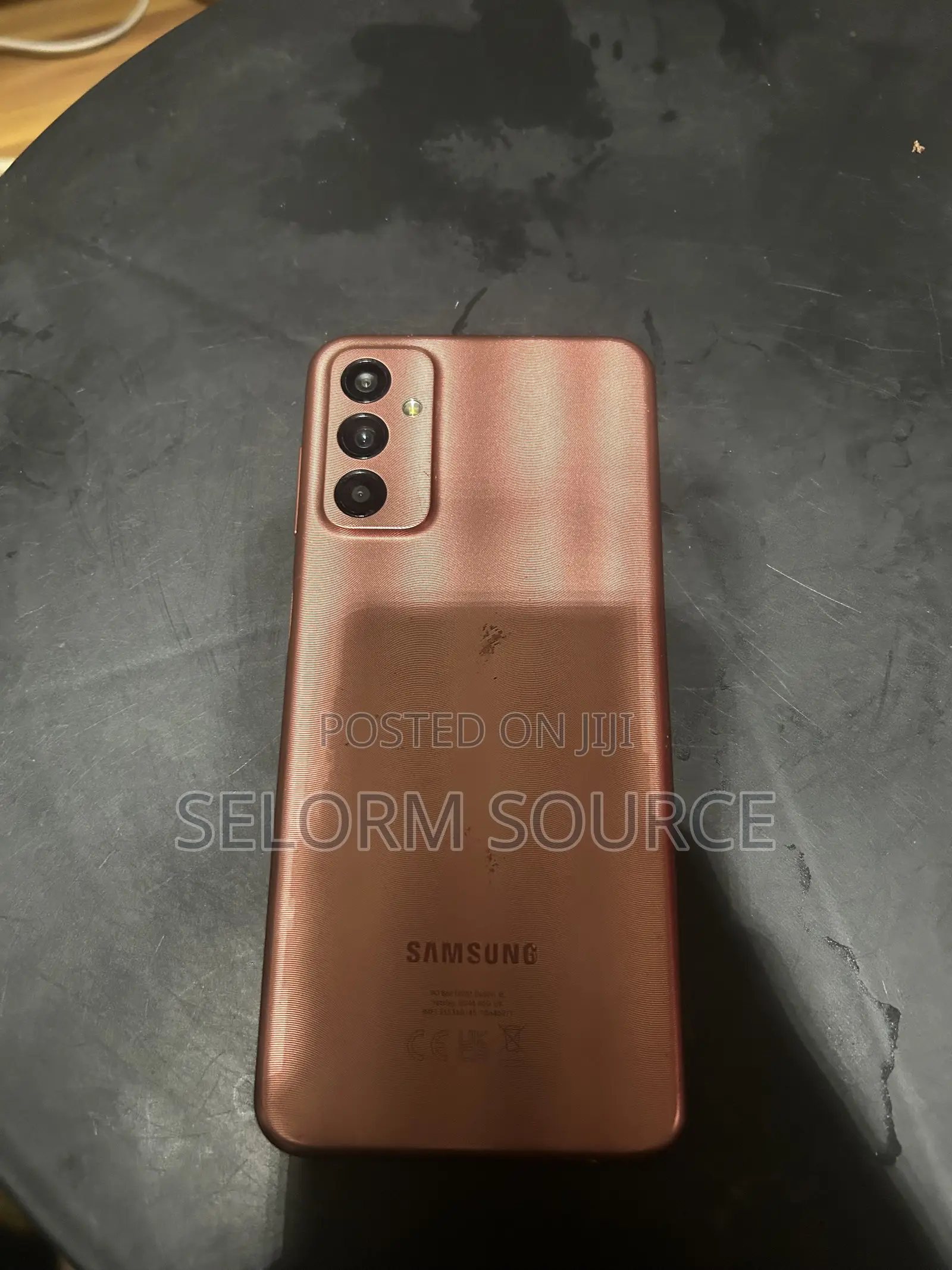 Samsung Galaxy M13 64 GB Gold