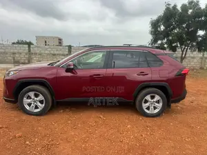 Toyota RAV4 2020 Red
