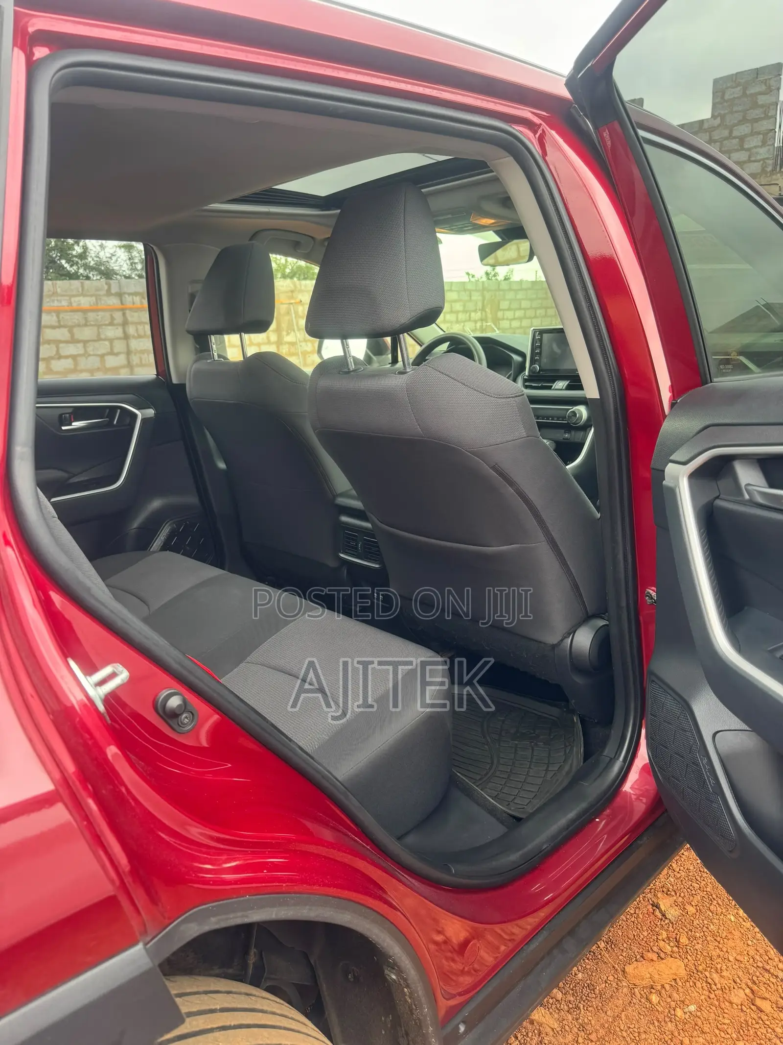 Toyota RAV4 2020 Red