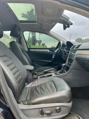 Volkswagen Passat 2.0T SE R-Line 2019 Black