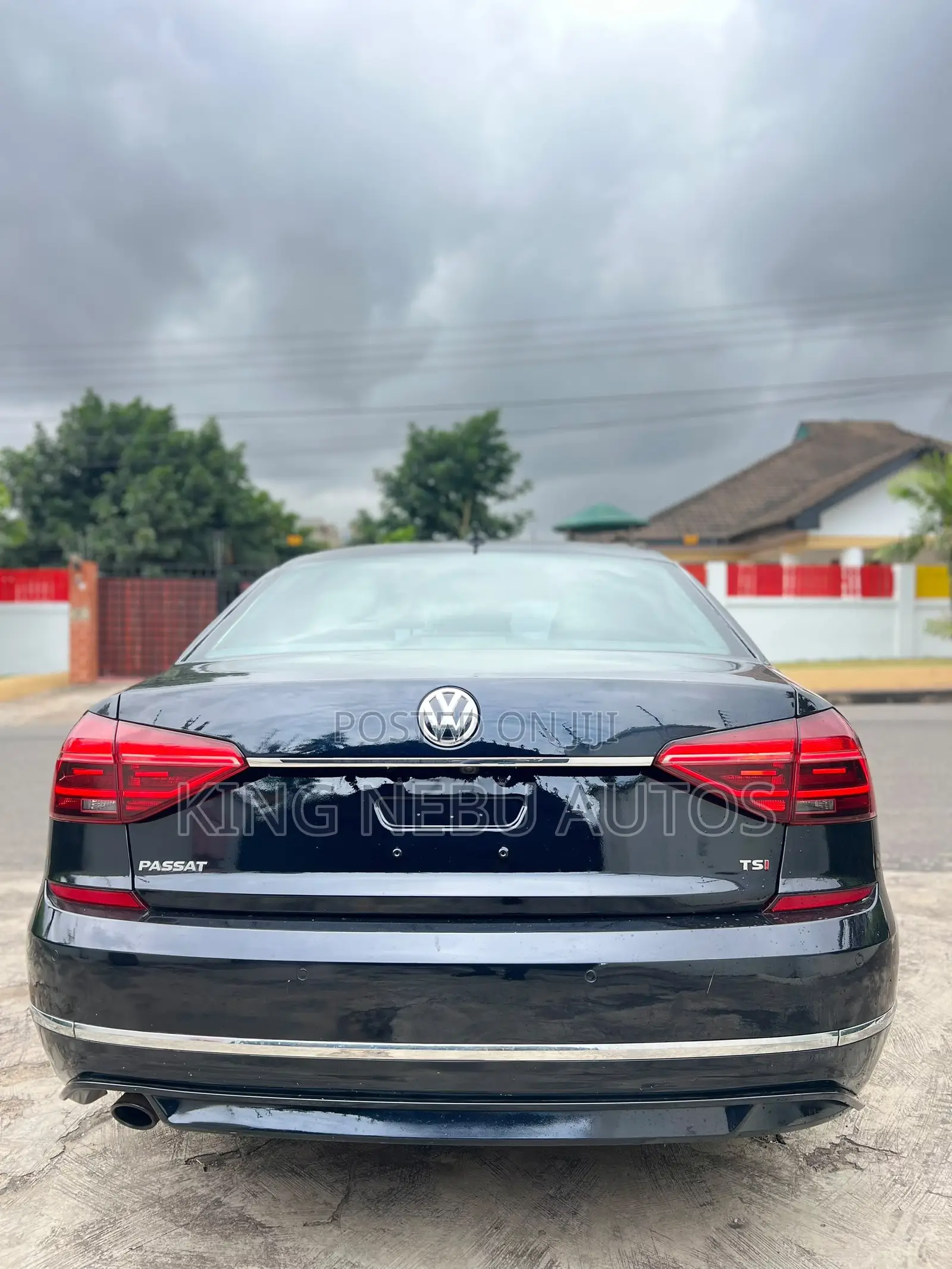 Volkswagen Passat 2.0T SE R-Line 2019 Black