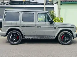 New Mercedes-Benz G-Class 2024 Gray