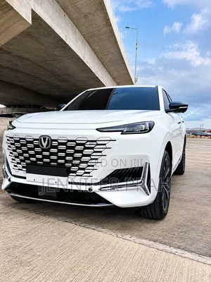 Changan UNI-K 1.5 Hybrid FWD 2023 White