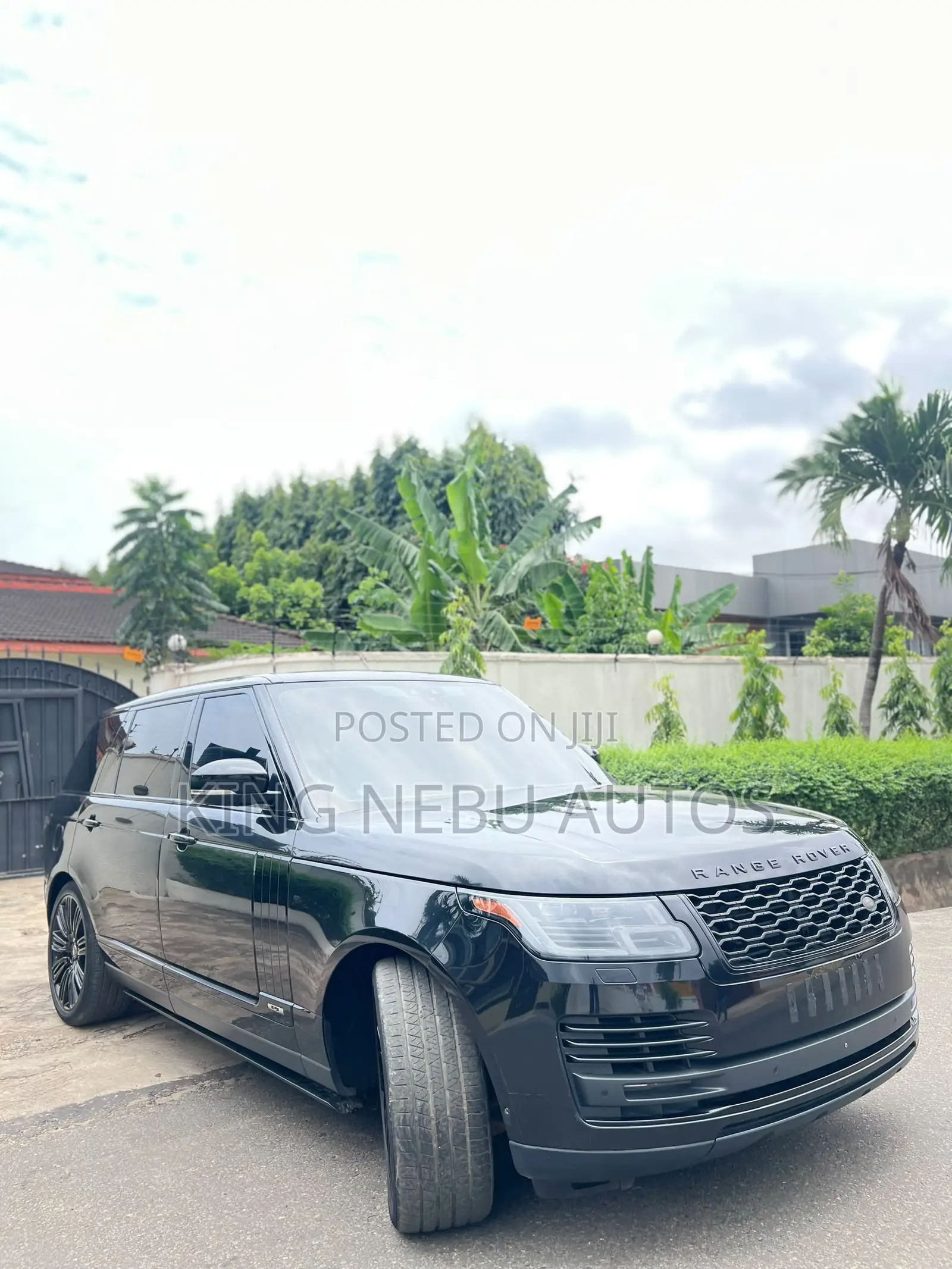 Land Rover Range Rover Vogue 2022 Black