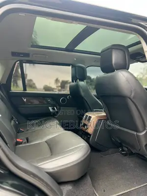 Land Rover Range Rover Vogue 2022 Black