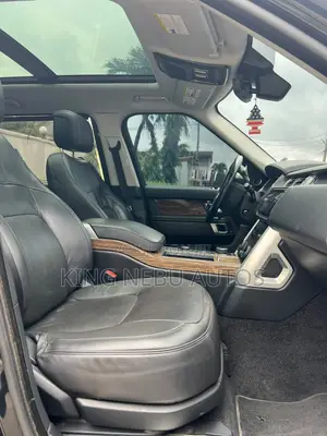 Land Rover Range Rover Vogue 2022 Black