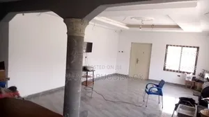 7bdrm House in Amasaman Asalaja, Manhean for sale