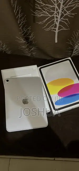 New Apple iPad (2025) 128 GB Silver