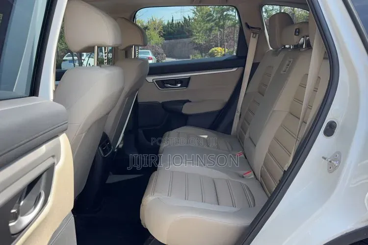 Honda CR-V 2021 White