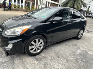 Hyundai Accent GLS 4dr Sedan (1.6L 4cyl 6A) 2014 Black