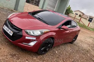 Hyundai Elantra 2014 Red