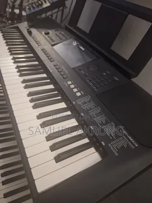 Yamaha Keyboard