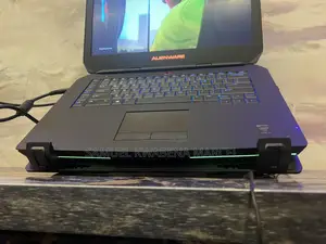 Laptop Alienware M15 r3 16GB Intel Core i7 HDD+SSD 1T