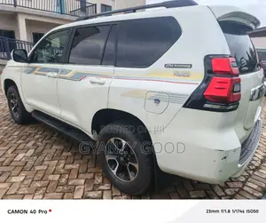 Toyota Land Cruiser Prado 2013 White